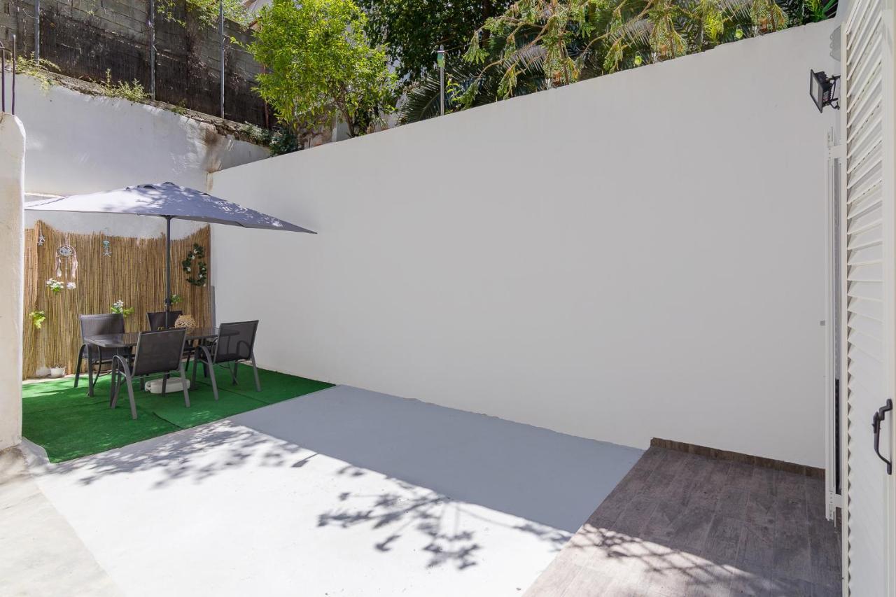 Beautiful And Spacious Apartment In Pagrati Athen Eksteriør bilde