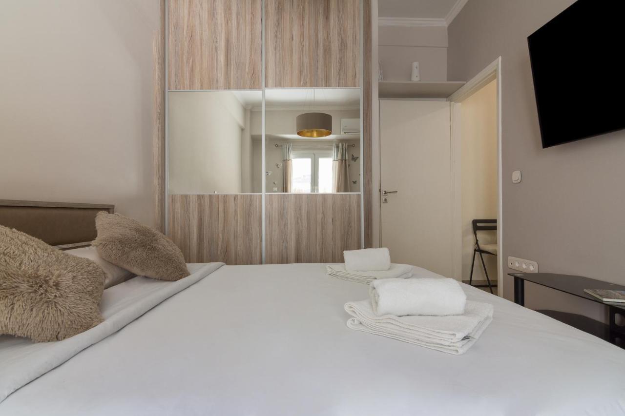 Beautiful And Spacious Apartment In Pagrati Athen Eksteriør bilde