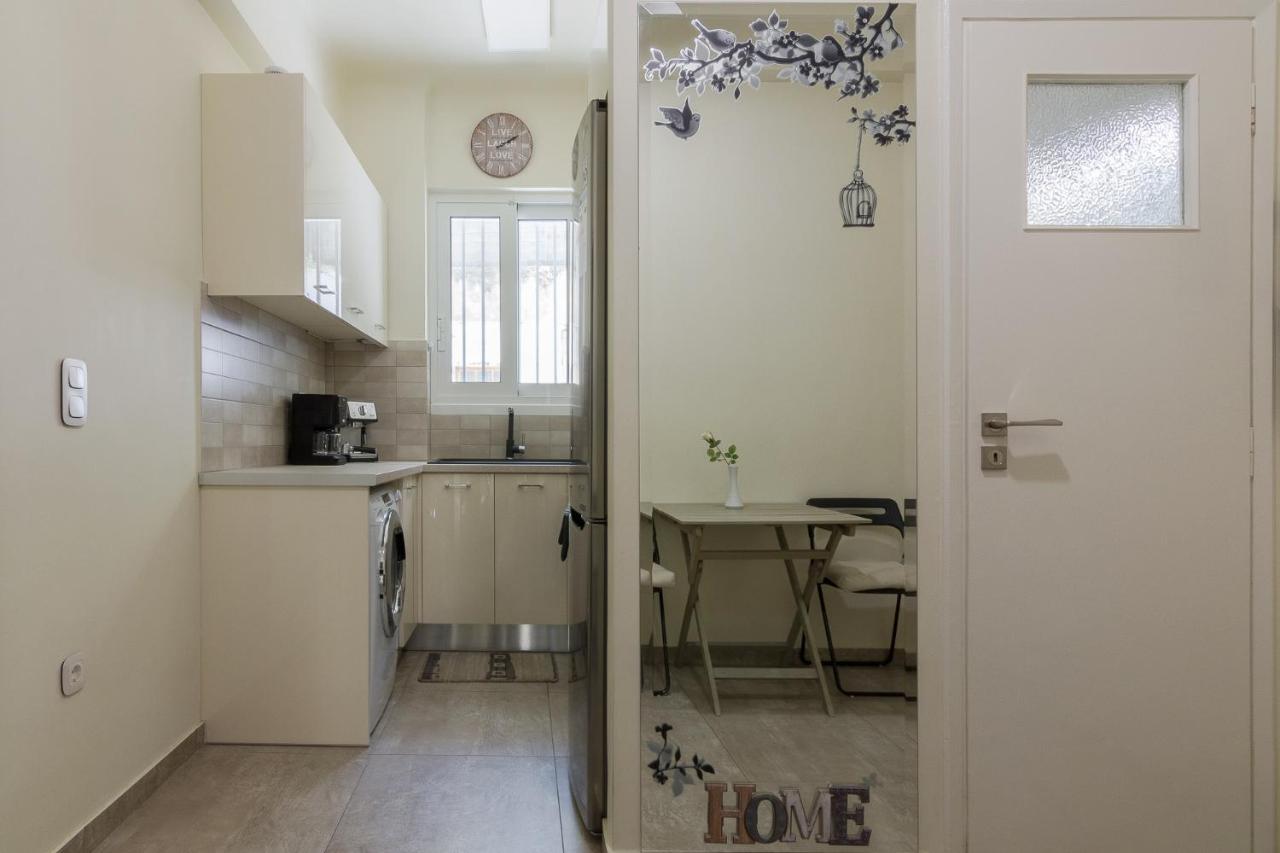 Beautiful And Spacious Apartment In Pagrati Athen Eksteriør bilde
