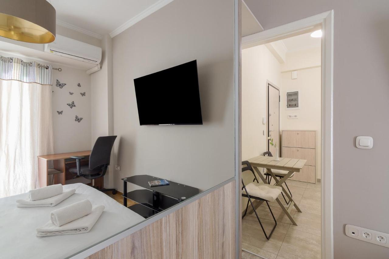 Beautiful And Spacious Apartment In Pagrati Athen Eksteriør bilde