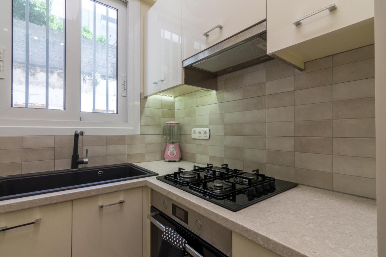 Beautiful And Spacious Apartment In Pagrati Athen Eksteriør bilde